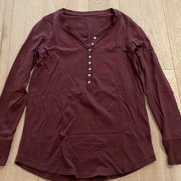 Celtic & Co Organic Cotton Henley. Burgundy - Picture 2 of 7